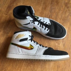 nouveau dunk from above